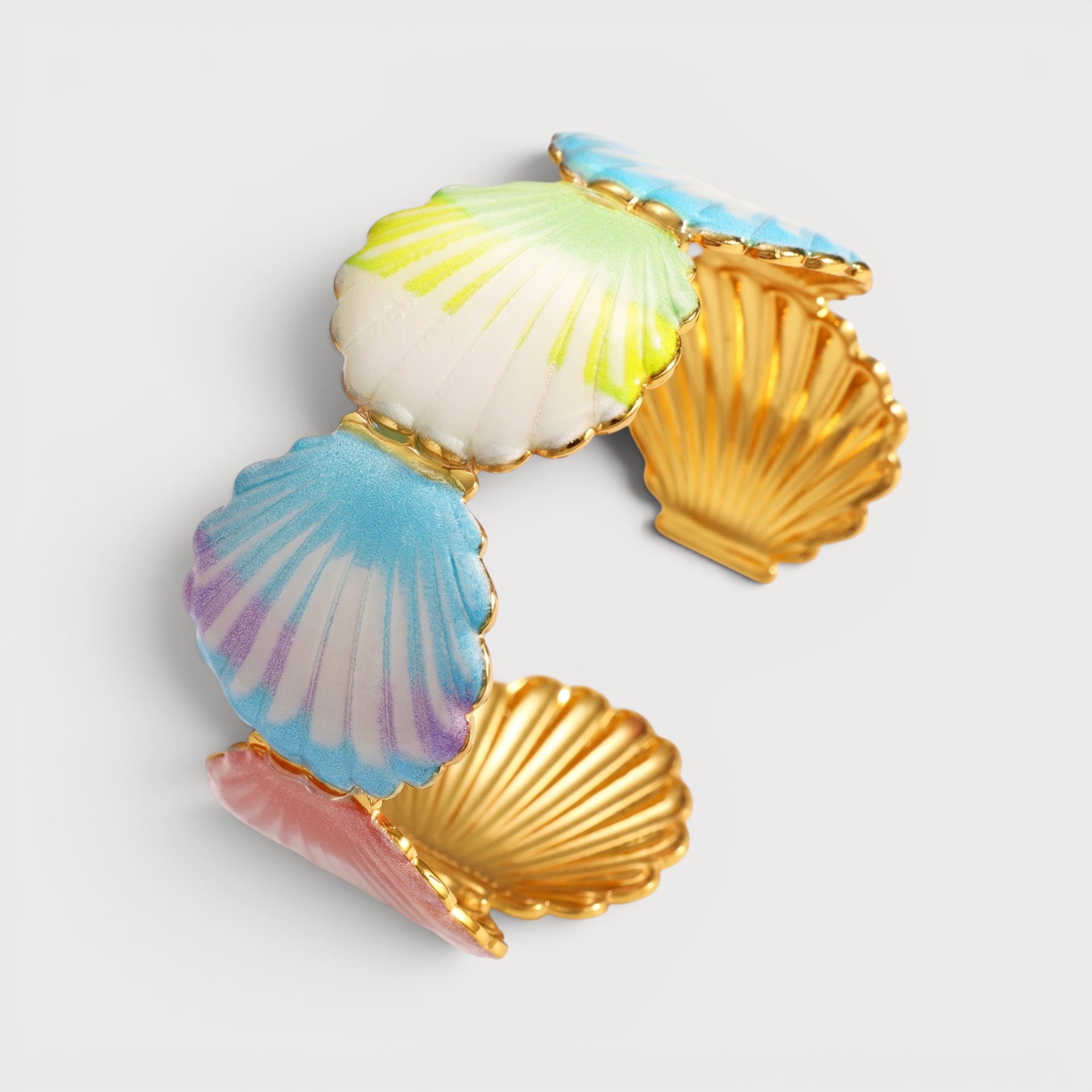 Bracelet manchette coquillages émaillés multicolores en acier inoxydable doré
