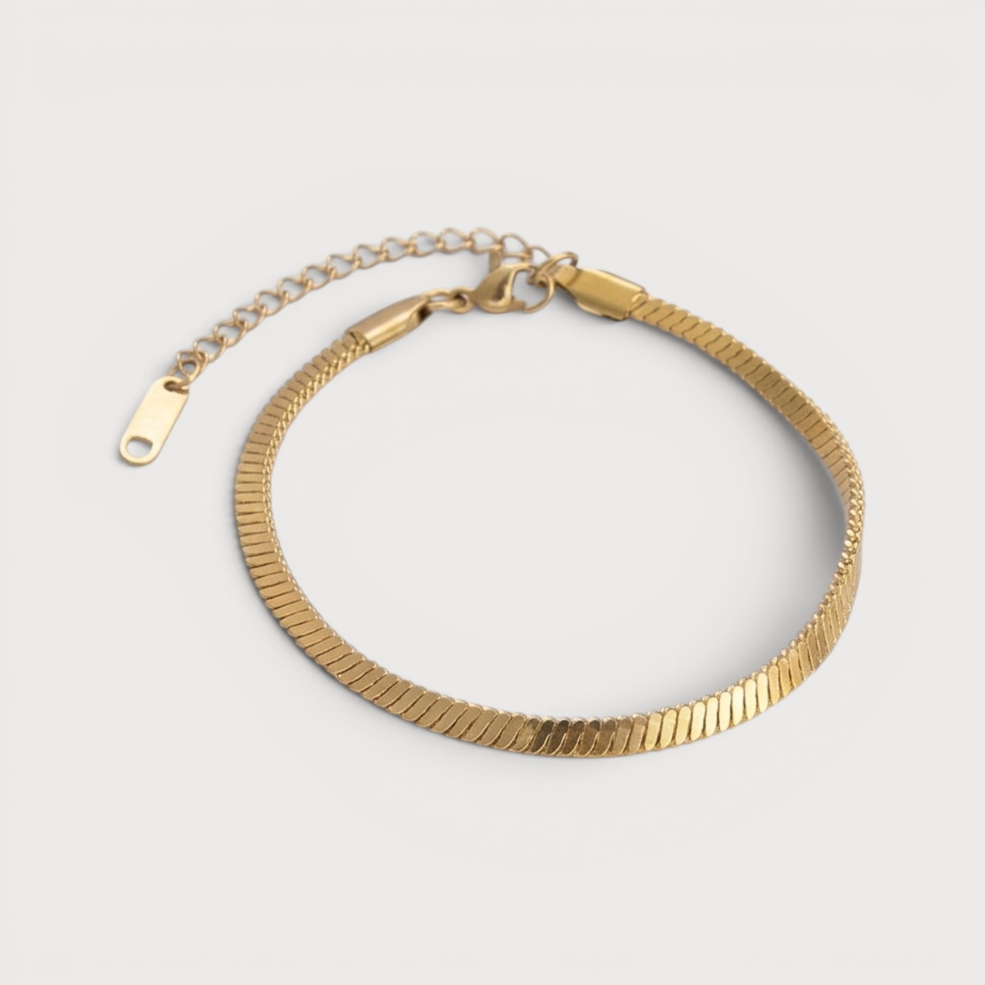 Bracelet chaîne serpent minimaliste en acier inoxydable doré